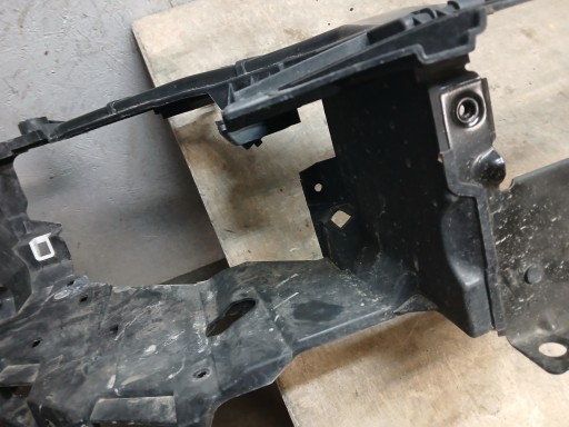 VEZNI LIM PREDNJA STRANA VOLVO V40 V-40 V 40 12- 31416490