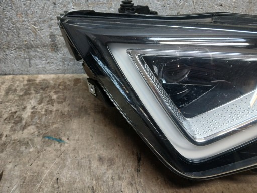LAMPA FAR PREDNJA STRANA DESNA SEAT ATECA REDIZAJN FULL LED 576941032B LAMPA FAR PREDNJA STRANA DESNA SEAT ATECA REDIZAJN FULL LED 576941032B