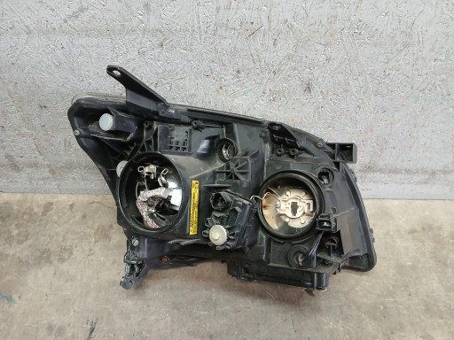 LAMPA FAR PREDNJA STRANA LIJEVA TOYOTA AVENSIS T25 REDIZAJN 06- XENON LAMPA FAR PREDNJA STRANA LIJEVA TOYOTA AVENSIS T25 REDIZAJN 06- XENON