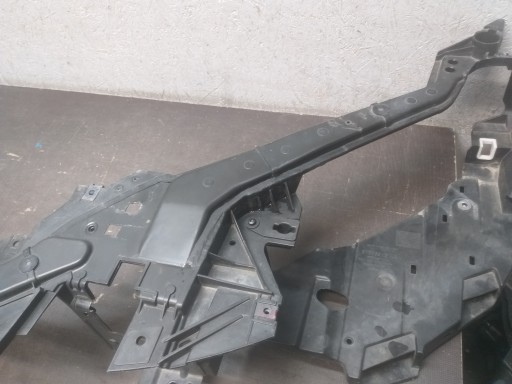 VEZNI LIM PREDNJA STRANA VOLVO V40 12-