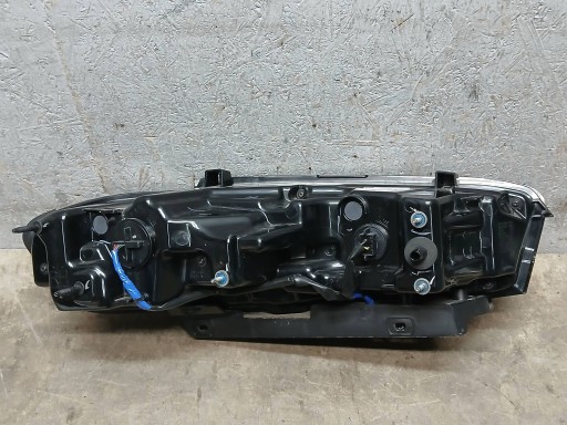 LAMPA FAR ZADNJI DESNA STRANA CHEVROLET CAMARO REDIZAJN LED 18-