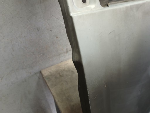 BLATOBRAN ZADNJI DESNA STRANA PEUGEOT EXPERT TRAVELLER TOYOTA PROACE 980818598A