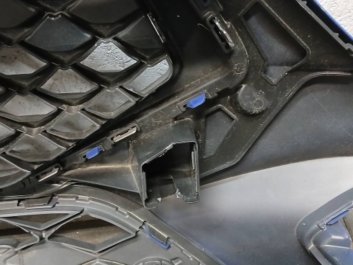 BRANIK PREDNJA STRANA SEAT ATECA REDIZAJN CUPRA BRANIK PREDNJA STRANA SEAT ATECA REDIZAJN CUPRA