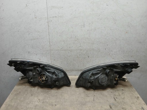 LAMPA FAR LAMPE FAROVI PREDNJA STRANA DESNA RENAULT SCENIC III 3 02- LAMPA FAR LAMPE FAROVI PREDNJA STRANA DESNA RENAULT SCENIC III 3 02-