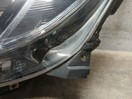 LAMPA FAR PREDNJA STRANA LIJEVA OPEL ASTRA J IV 4 LED 13365290 LAMPA FAR PREDNJA STRANA LIJEVA OPEL ASTRA J IV 4 LED 13365290