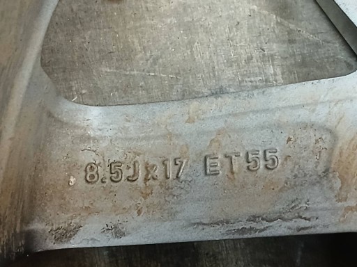 FELGA ALUMINIJSKA FORD RANGER 8,5J 17 FELGA ALUMINIJSKA FORD RANGER 8,5J 17