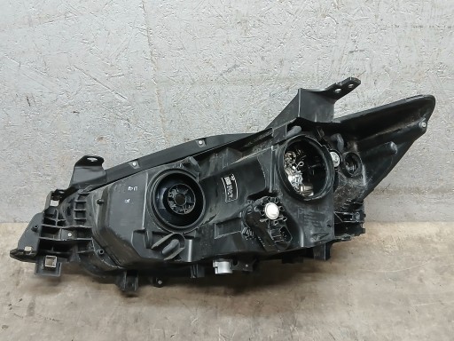 LAMPA FAR PREDNJA STRANA DESNA MAZDA CX5 CX-5 CX 5 I 1 XENON 12- KD31-51030 LAMPA FAR PREDNJA STRANA DESNA MAZDA CX5 CX-5 CX 5 I 1 XENON 12- KD31-51030
