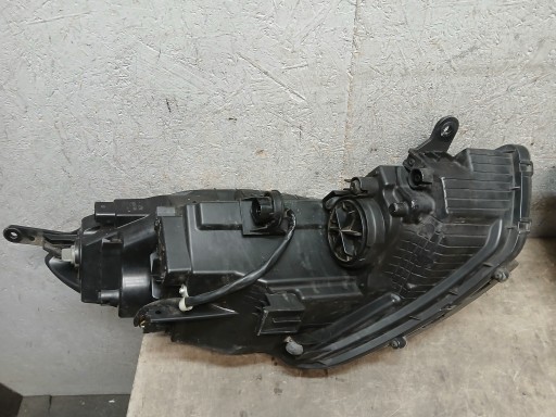 LAMPA FAR LAMPE FAROVI PREDNJA STRANA HYUNDAI IX20 IX-20 IX 20 92101-1KXXX 92102-1KXXX LAMPA FAR LAMPE FAROVI PREDNJA STRANA HYUNDAI IX20 IX-20 IX 20 92101-1KXXX 92102-1KXXX