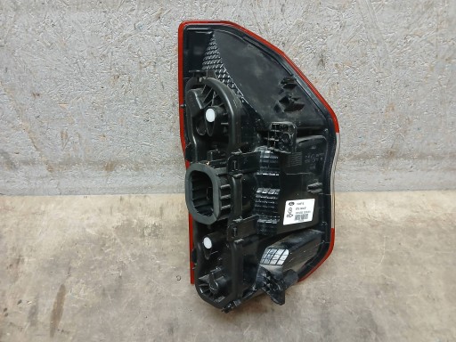 LAMPA FAR ZADNJI DESNA STRANA FORD TOURNEO COURIER ET7613404AF LAMPA FAR ZADNJI DESNA STRANA FORD TOURNEO COURIER ET7613404AF