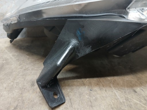 LAMPA FAR PREDNJA STRANA DESNA DACIA DOKKER 260102814R LAMPA FAR PREDNJA STRANA DESNA DACIA DOKKER 260102814R