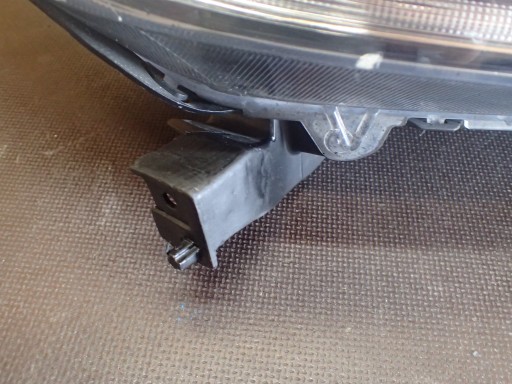 LAMPA FAR PREDNJA STRANA DESNA HONDA CRV CR V FULL LED
