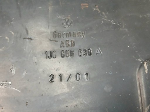 GREDA BRANIKA PREDNJA STRANA VW GOLF IV 4 BORA 1J0 1J0806636A GREDA BRANIKA PREDNJA STRANA VW GOLF IV 4 BORA 1J0 1J0806636A