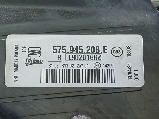 LAMPA FAR ZADNJI DESNA STRANA SEAT ATECA 575 LED 575945208E LAMPA FAR ZADNJI DESNA STRANA SEAT ATECA 575 LED 575945208E