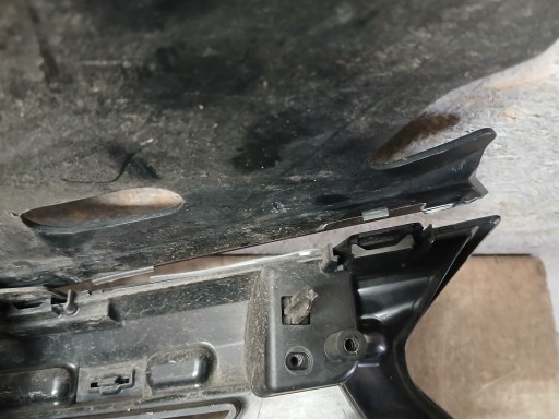 MASKA RENAULT KADJAR REDIZAJN 623101962R