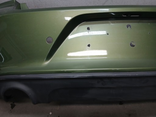 BRANIK ZADNJI DODGE CHARGER SRT BRANIK ZADNJI DODGE CHARGER SRT