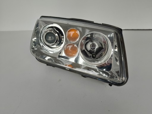 LAMPA FAR DESNA STRANA VW BORA 1J5 XENON