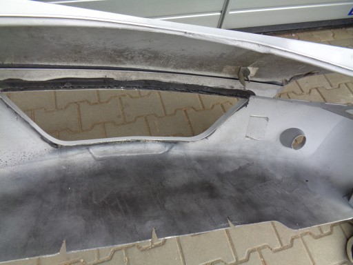 HAUBA BRANIK BLATOBRAN PREDNJA STRANA OPEL SPEEDSTER ORIGINAL