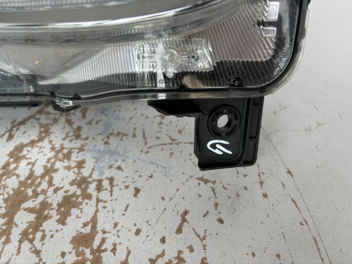 LAMPA FAR DESNA STRANA SUZUKI IGNIS III 16- FULL LED