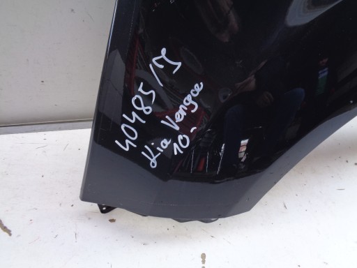 BLATOBRAN LIJEVA STRANA PREDNJA KIA VENGA 10- NR 40485