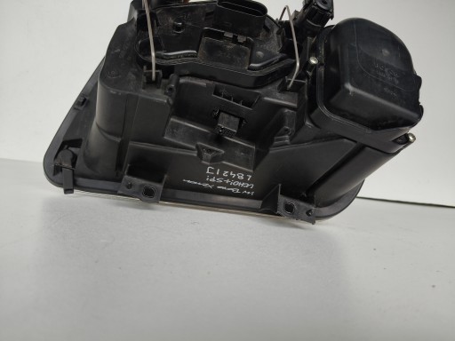 LAMPA FAR DESNA STRANA VW BORA 1J5 XENON